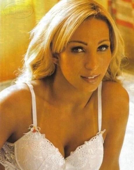 Valeska Popozuda model art images