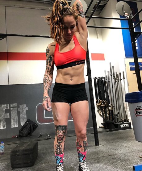 Jessy Jess erotic pornstar pictures