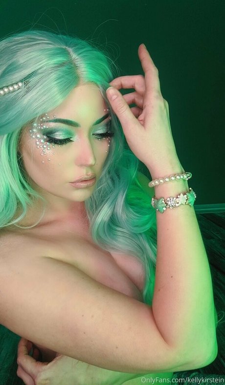 kellykirstein star pretty pics