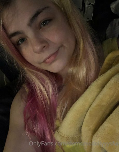 demonicdollyyysfw beautiful star archive