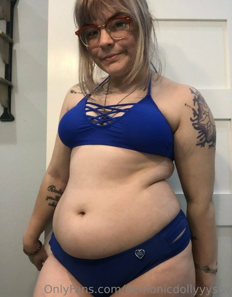 demonicdollyyysfw beautiful model pic