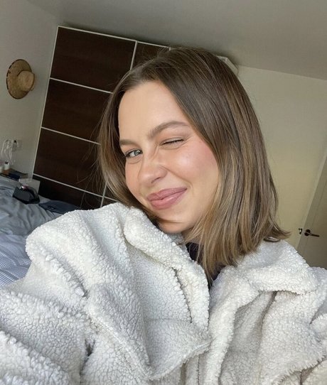 Natasha Bure best model gallery