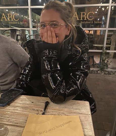 Natasha Bure model nice photos