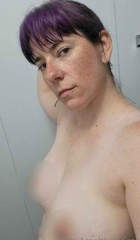 miss amalthea free star erotic gallery