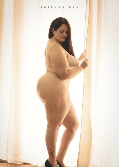 Claudia Patricia Roquer model exclusive photo