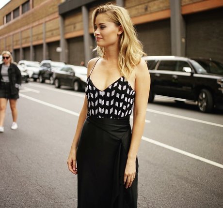 Virginia Gardner adult actress img