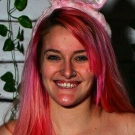 Cait Coldwell pretty star galleries