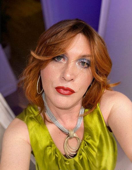 dee4bbc art pornstar pictures