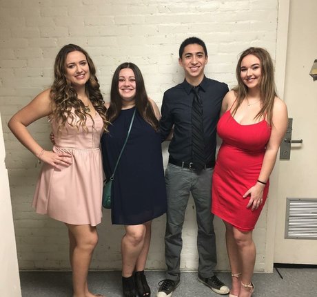 Julia F model xxx pictures