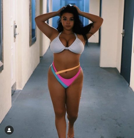 Emma W star exclusive photos