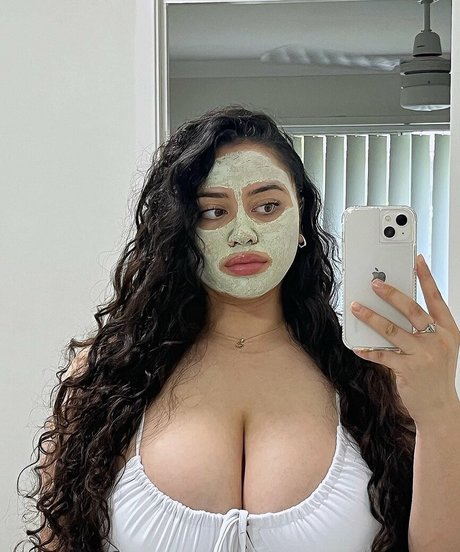 Carragh perfect star picture