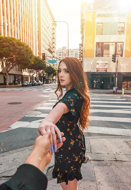 kaitimackenzie model naked photo