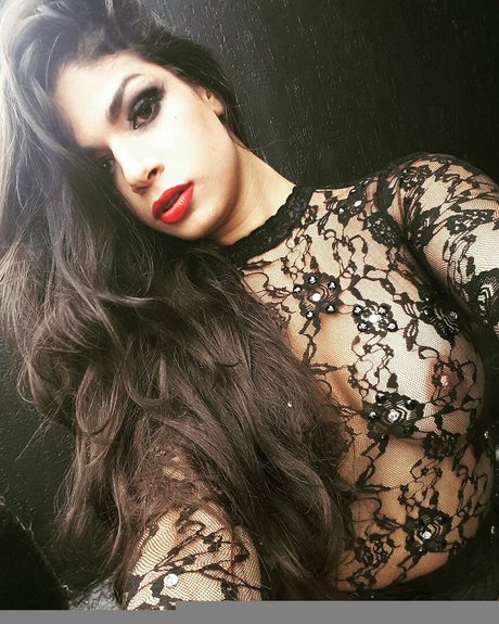 Linda De Morrer pornstar free archive