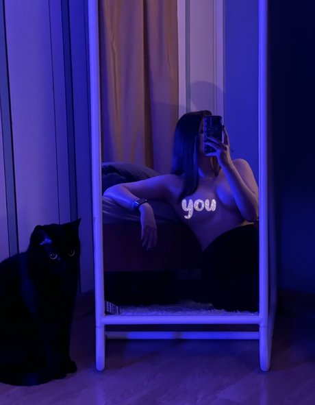 uadwapmwc naked actress img