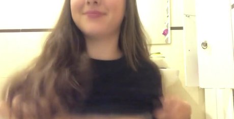 bzbkcup naked model photos