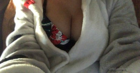 bzbkcup adult star photo