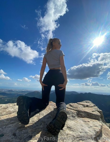 im diana sage model best picture