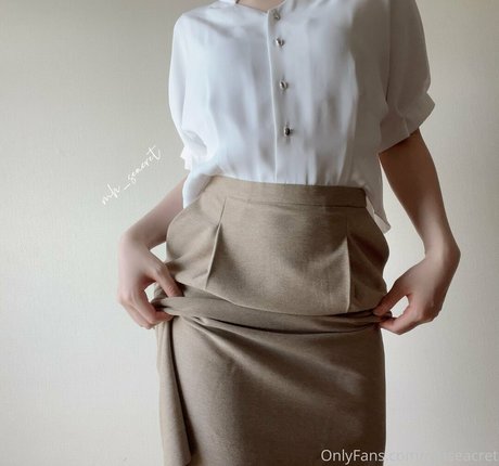 mhseacret star naked image