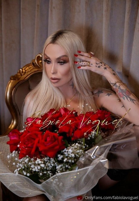 fabiolavoguel model art pic