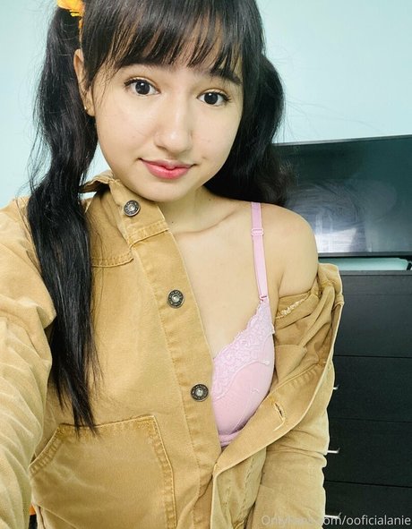 ooficialanie sex model gallery