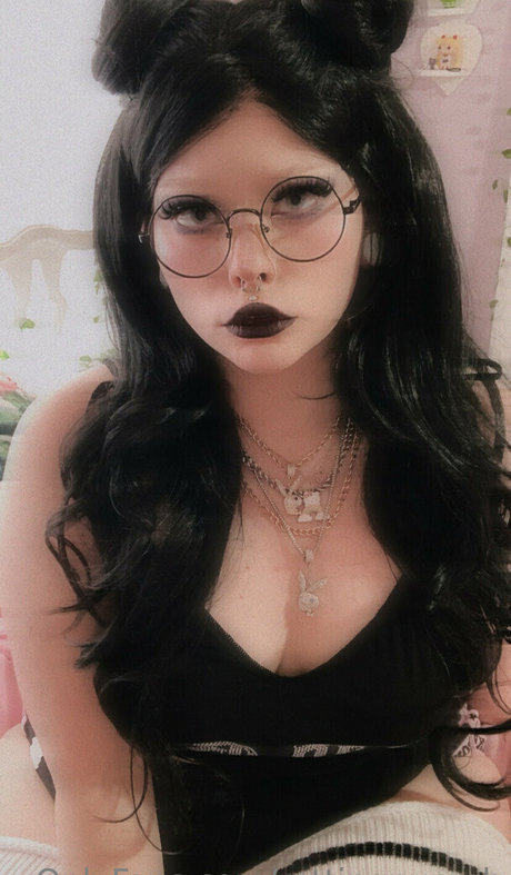 rottingnxmph star perfect photo