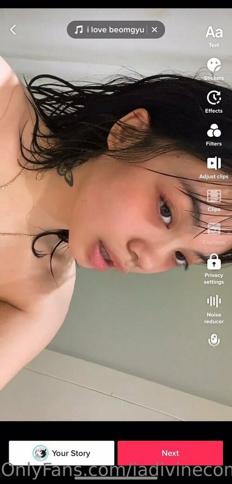 iadivinecomedie star naked gallery