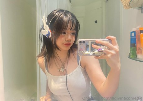 iadivinecomedie nude model img