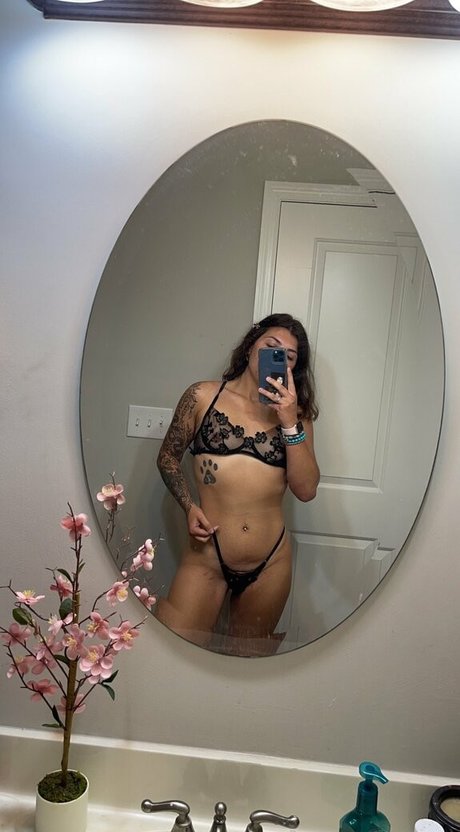 bigbooootyash art model galleries