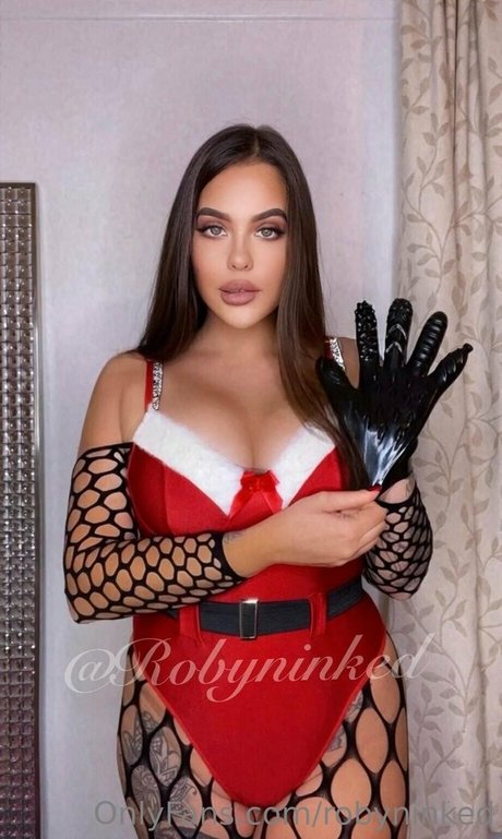 robyninked naked pornstar pic