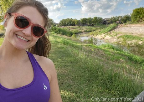 fitfeet 2021 adult model gallery