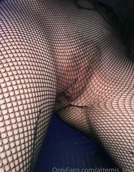artemis sixx nice actress pics