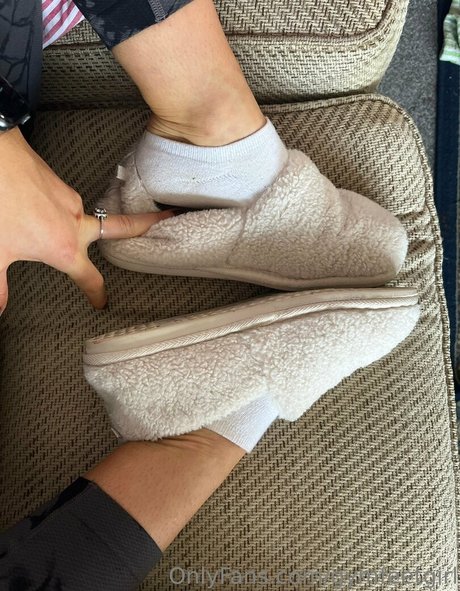 gymfeetgirl pretty star picture