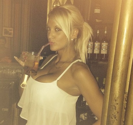 Gatina 22 pornstar perfect img