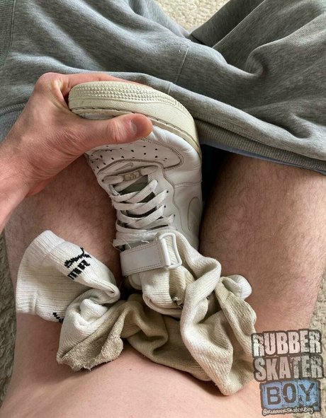 rubberskaterboy Profile pic