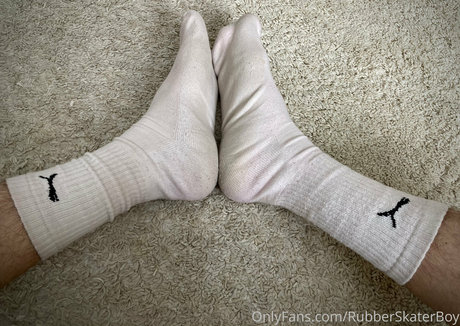 rubberskaterboy hot actress pics