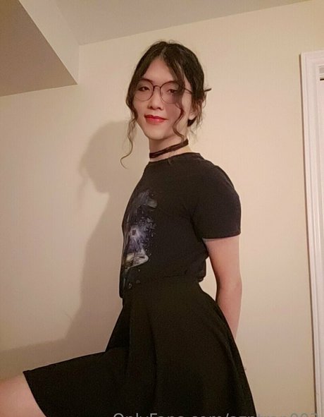 azntrap003 star free photo