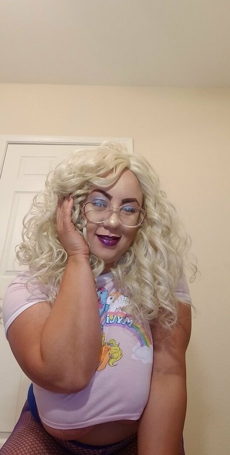 paisleehaze art actress gallery