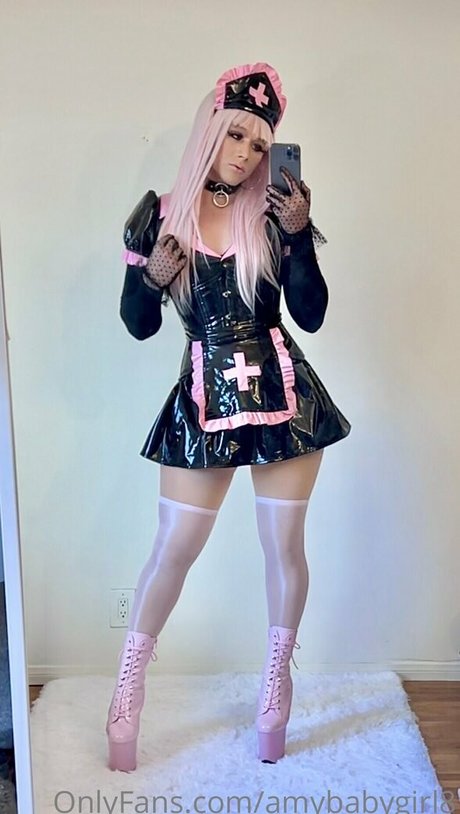 amybabygirl8 star erotic images