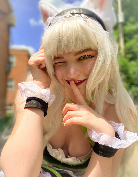 elle chu adult actress images