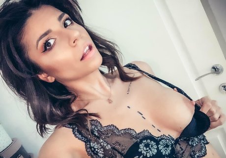 diaryofalexacreed porn actress image