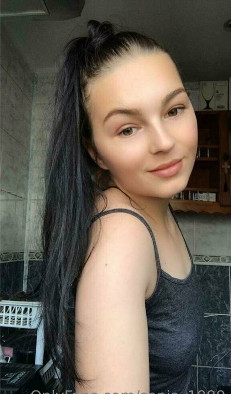 sonia 1999 xxx actress picture