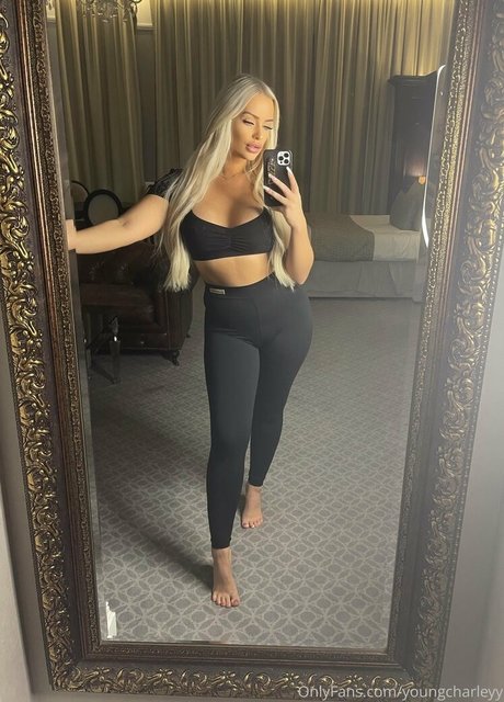 youngcharleyy nice actress photo