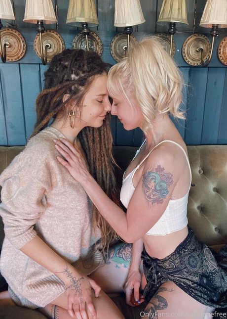 sallyskinkyside perfect actress galleries