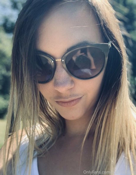 sophiaknight nice model img