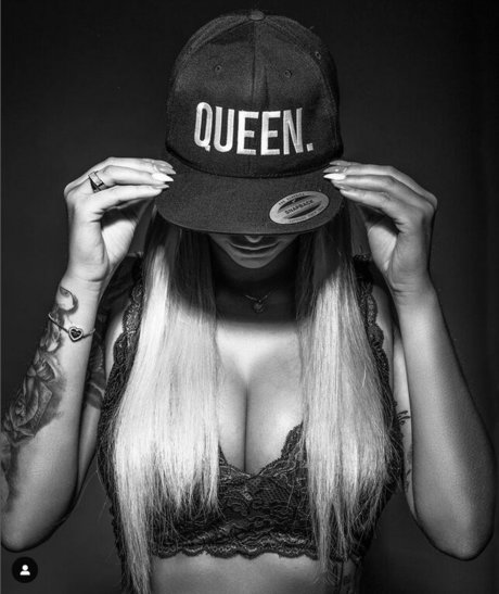 Carina Spack naked model archive