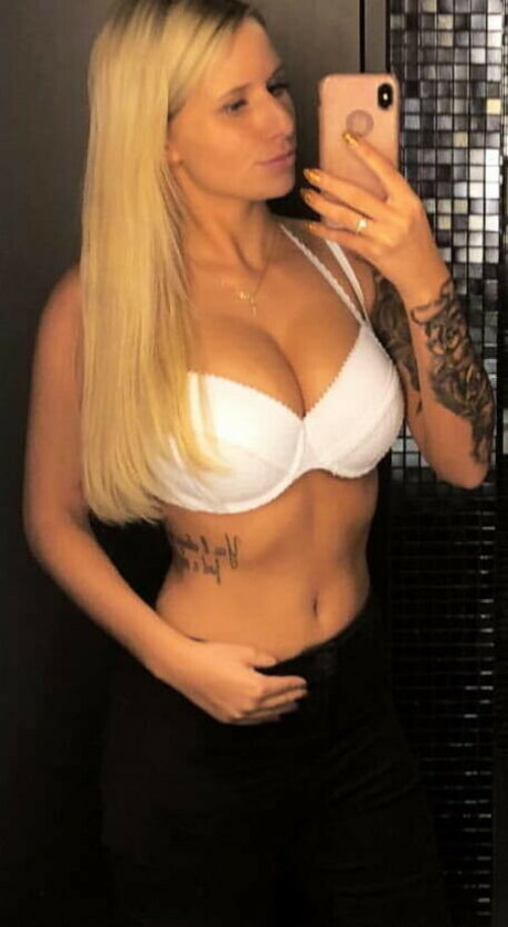 Carina Spack art pornstar image