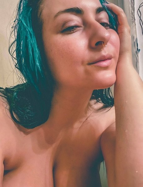 Afkayt sexy model picture