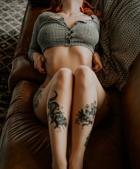 Spooky Foxx star xxx pic