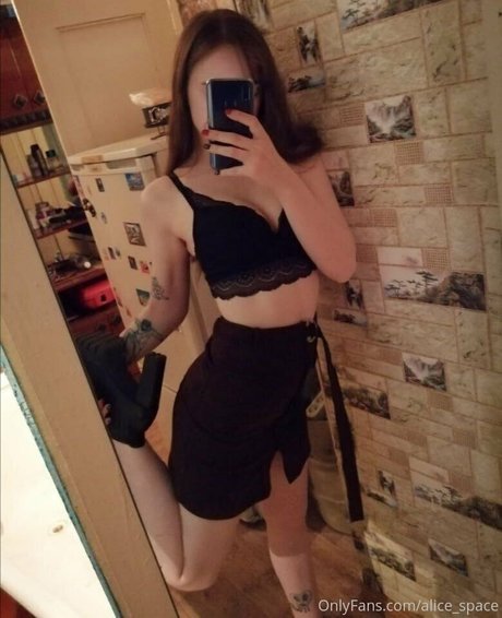 alicespace hd actress picture