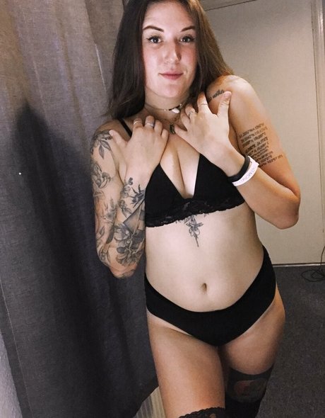 titsntattsfree model naked photos